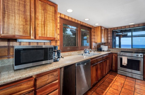 Kahaluu-Keauhou House | 🏖️Amazing Ocean Views | Infinity Pool | Great Location