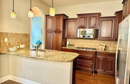 Lakeway Condo | Amazing upscale beautiful home near Lake Travis and panoramic hill country view.