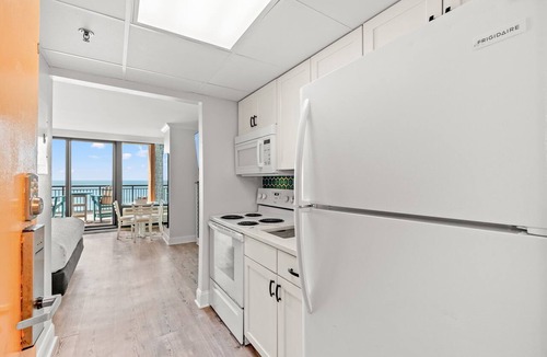 Myrtle Beach Apartment | Amazing Views From Your Private Beachfront Patio!