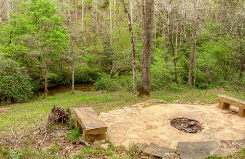 Clarkesville Cabin | Amy's Creek 1 - 10% OFF or 4th Night Free - Ask for details!