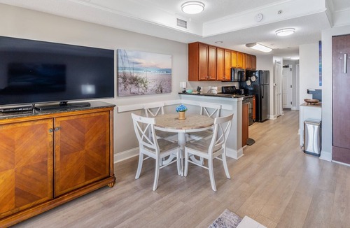 Myrtle Beach Condo | Anderson 1708 Oceanfront w/Indoor & Outdoor Pools