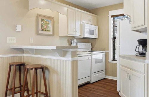 Clarkesville Apartment | Apple Mountain Resort | 2BR Stay + Golf Access