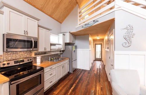 Minnesott Beach Cottage | 'Aqua'estrian - Perfectly cozy and comfortable!