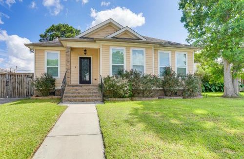 Arabi House | Arabi Home w/Deck: 7 Mi to Downtown New Orleans!