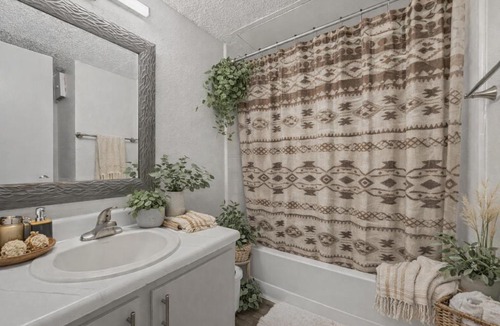 Central Arlington Apartment | Arlington 2BR Apartment - 8 Min Walk to AT&T Stadium - Parking
