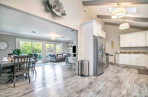 Bristol Cottage | Arrowhead Riverfront! Beautiful, Peaceful, Private