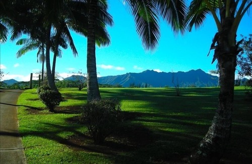 Kilauea House | AS SEEN ON TV- Rated #1 Northshore Rental/Retreat with the "Wow" Factor