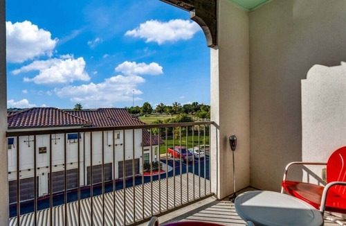 Wells Branch Apartment | Astonishing CozySuites on I-35 w/pool&parking #06