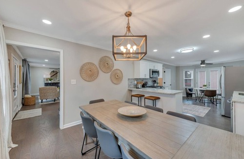 Sandy Springs House | ATH - Sandy Springs longterm rental. Mile from 400/285