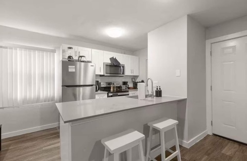Hyde Park Apartment | ATX Casa Norte BnB ~ Near Hyde Park & UT Campus