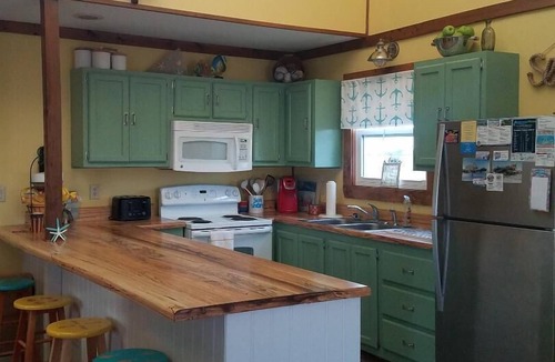 South Nags Head House | ⚓️AUG 8-22 DISCOUNT! PRIVATE STREET & AMAZING OCEAN VIEW! STEPS FROM THE BEACH!