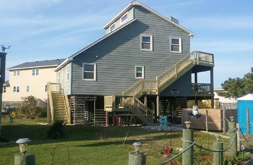 South Nags Head House | ⚓️AUG 8-22 DISCOUNT! PRIVATE STREET & AMAZING OCEAN VIEW! STEPS FROM THE BEACH!