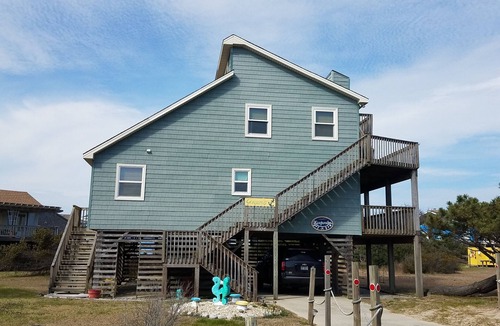 South Nags Head House | ⚓️AUG 8-22 DISCOUNT! PRIVATE STREET & AMAZING OCEAN VIEW! STEPS FROM THE BEACH!