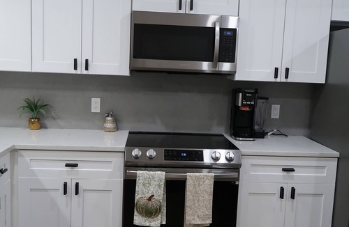 North Austin Civic Association House | Austin 2-bedroom house near Q2 Stadium, Domain, & F1