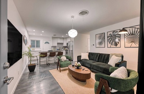Windsor Park House | Austin Retreat | Patio | Near Domain & Downtown