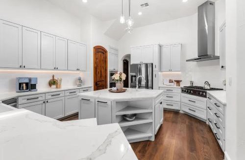 Rocky Ridge House | Austin Ridge - Pool, Hot Tub & Fireplace