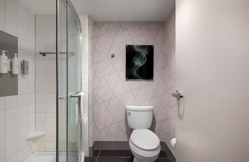 McNeil Hotel | Austin's Finest | 2 Units w/Free Breakfast, Free Parking + Outdoor Pool