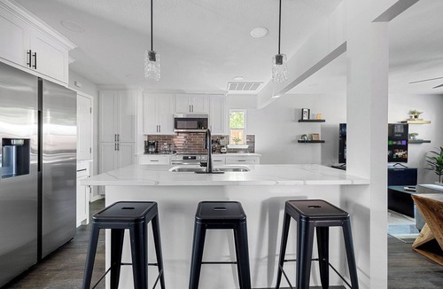 South Arlington House | Backyard @ Arlington | Sports Court + Pool Table