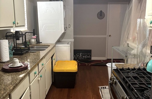 Lithonia House | Bakers Rendezvous Tea House thats Pet- Friendly!