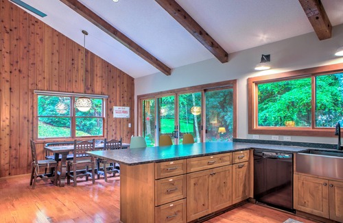 Weaverville House | Ballard Creek House | Creekside Cabin in the Mountains