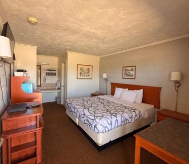 Ballinger Hotel | Ballinger Inn
