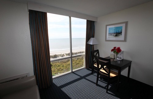 Downtown Myrtle Beach Hotel | Bar Harbor