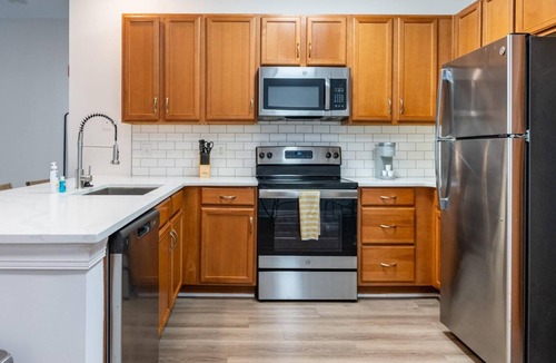 Wilmington Apartment | Barsala l Modern 2BD; Pool, Picnic and Grilling Areas