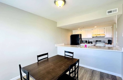 Little River Apartment | Bay tree lovely one bedroom condo