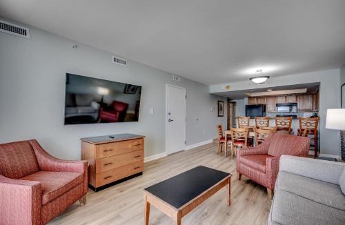 Downtown Myrtle Beach House | Bay View Resort 1004
