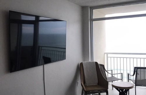 Atlantic Beach Condo | BAY WATCH BEAUTY. PRISTINE 14TH FLOOR OCEANFRONT