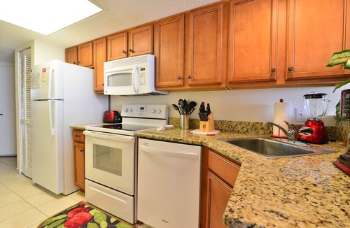 Crescent Beach Condo | Bay Watch Resort 420 - Beautiful OceanFront 1 Bedroom 1 Bath
