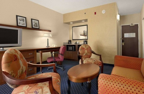 St. Andrews Hotel | Baymont by Wyndham Columbia Northwest