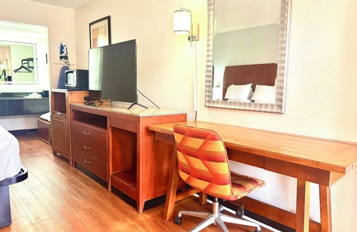 Metter Hotel | Baymont By Wyndham Metter