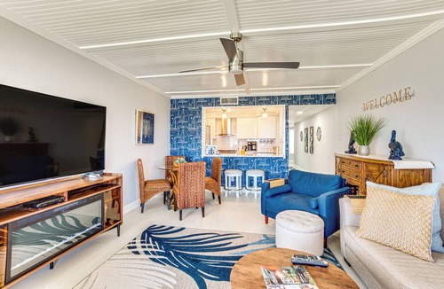 Beachwalk Condo | Beach Access: Ocean-View Condo w/Screened Balcony