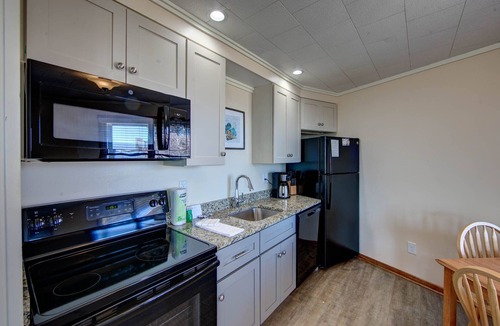 Buxton Cottage | Beach Break Cottage- Excellent Ocean Views- Steps to Beach- Community Pool