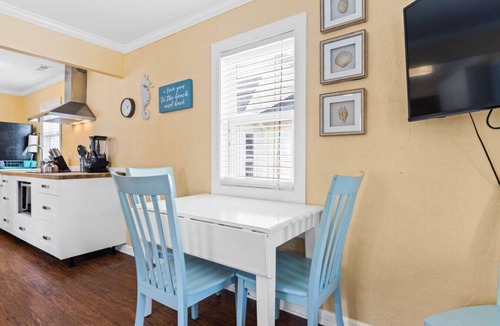 Kure Beach Cottage | Beach Cottage With Private Home Gym 2 Blocks From The Beach