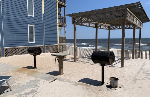 Sneads Ferry Condo | Beach Front Condo!