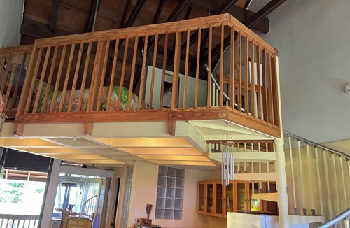 Maunaloa Condo | Beach view and easy beach access. Lovely Hawaiian- style loft condo with WiFi
