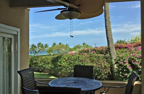 Kahaluu Bay Apartment | Beach Villas at Kahalu'u