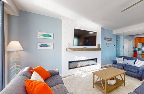 Sandbridge Condo | Beachfront 2nd-floor condo with ocean views, balcony, 3 pools & gym