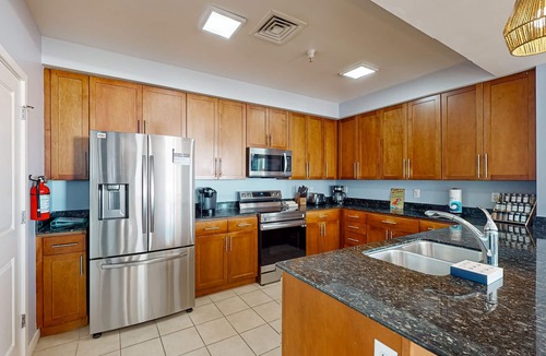 Sandbridge Condo | Beachfront 2nd-floor condo with ocean views, balcony, 3 pools & gym