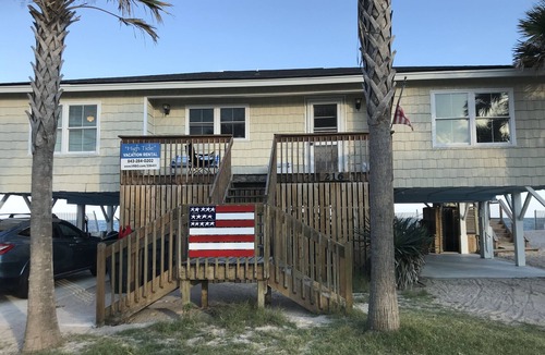 Edisto Island House | Beachfront 4 BR, 3 bath, sleeps 12 - Hot Tub! Fantastic Views!