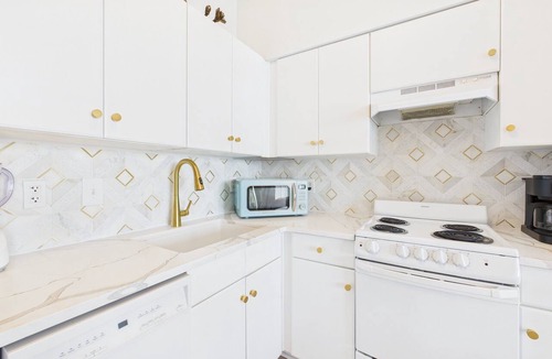 Panama City Beach Condo | Beachfront Bliss 1606-Gulf Views-Sleeps 4