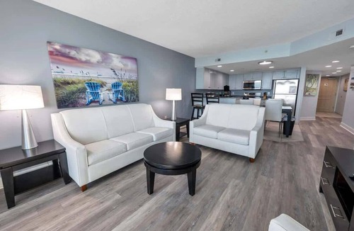 Downtown Myrtle Beach Condo | Beachfront condo with ocean views & hot tub