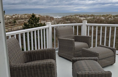 Stone Harbor House | Beachfront House w/POOL at 5 94th St. Stone Harbor & Avalon PERFECT LOCATION