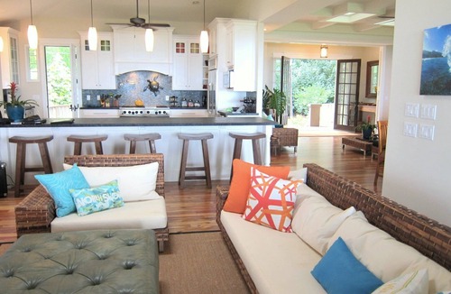 Haleiwa House | Beachfront Luxury Home With Spacious Yard North Shore of Oahu