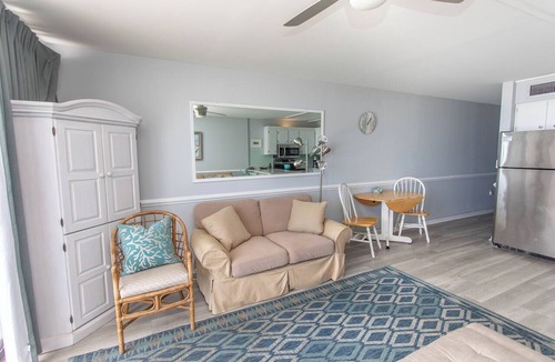 Garden City Condo | Beachfront Relaxation Starts Here