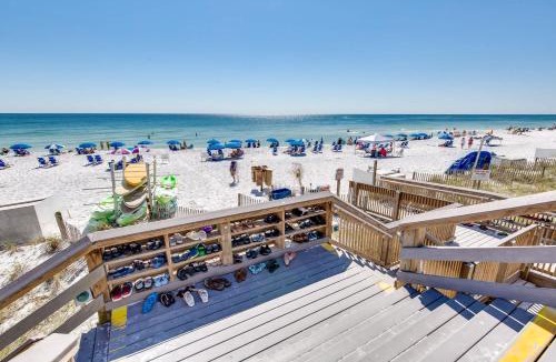 Sandestin House | Beachfront Views with Pools Fitness and Tennis