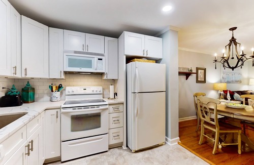 Palmetto Dunes Villa | Beachfront villa near golf with pool, hot tub, & balcony - snowbird-friendly