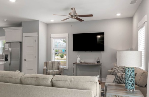Monteray Shores House | Beachin' Awesome: Saltwater Pool, Spa, Soundside